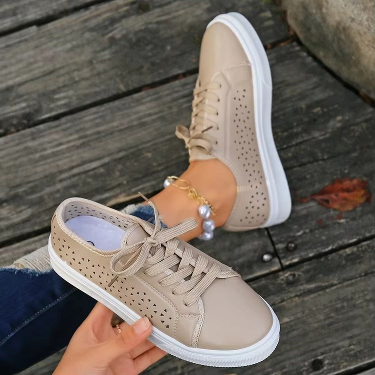 Large hollow breathable soft-sole women's casual shoes 060-2 – new board shoes